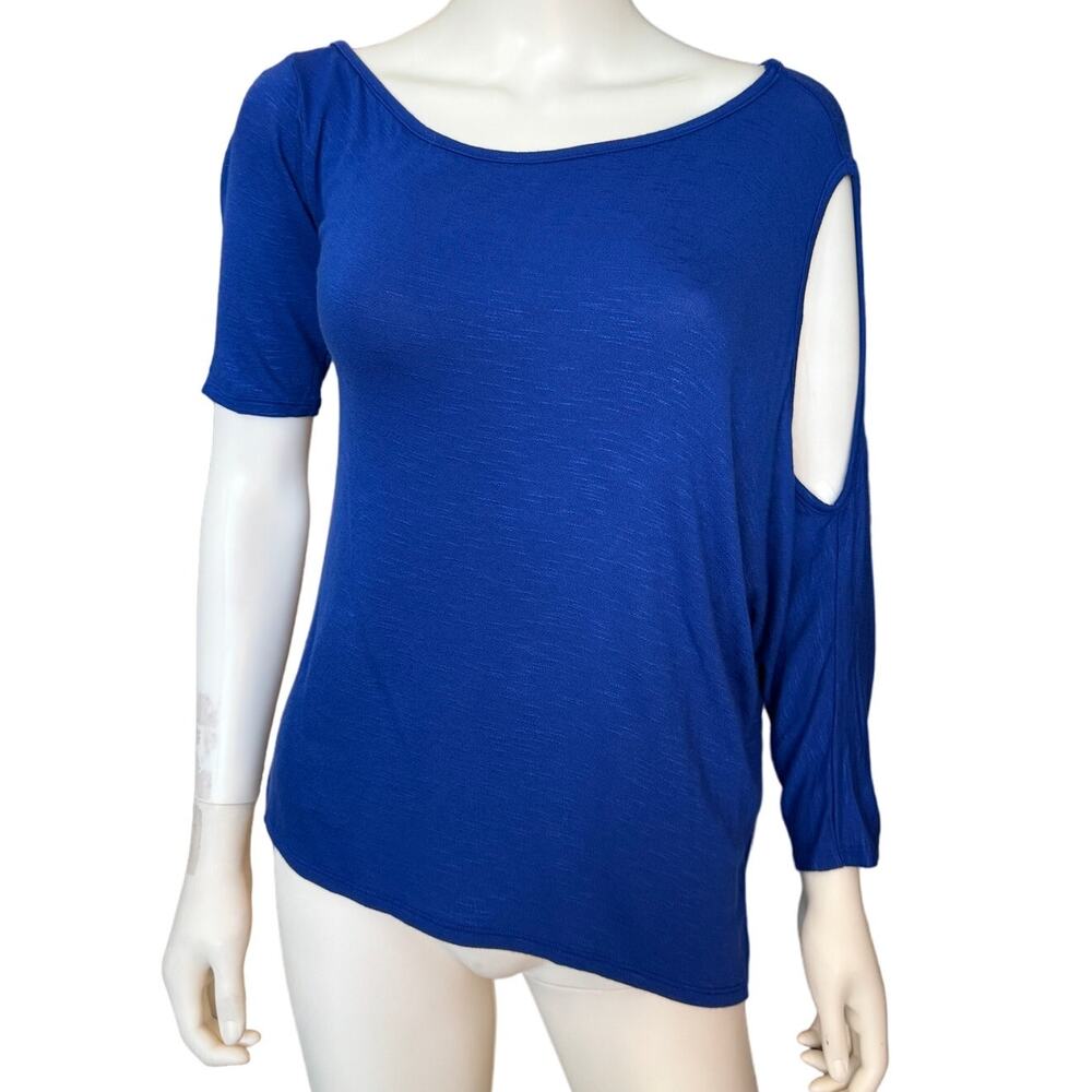 New ~ KIM & CAMI ~ ~Round Neck Cold Shoulder Blouse ~ Med